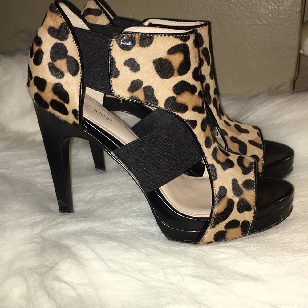 Women’s Calvin Klein shoes - Picture 2 of 6